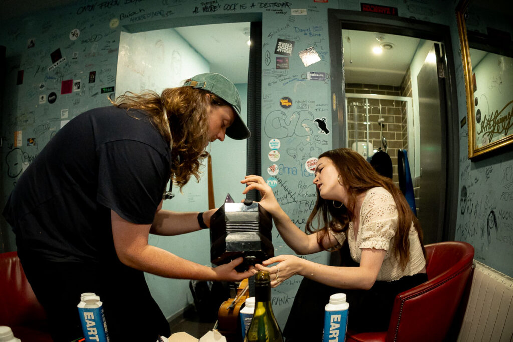 Stephen O'Dowd and Kaitlin Cullen-Verhauz backstage - irish trad music photography
